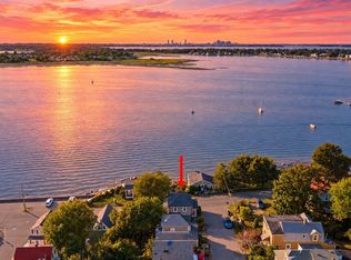 3 Pecksuot Rd, Weymouth, MA 02191