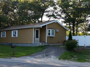 227 Sunrise Highway Service Rd, Mastic, NY 11950