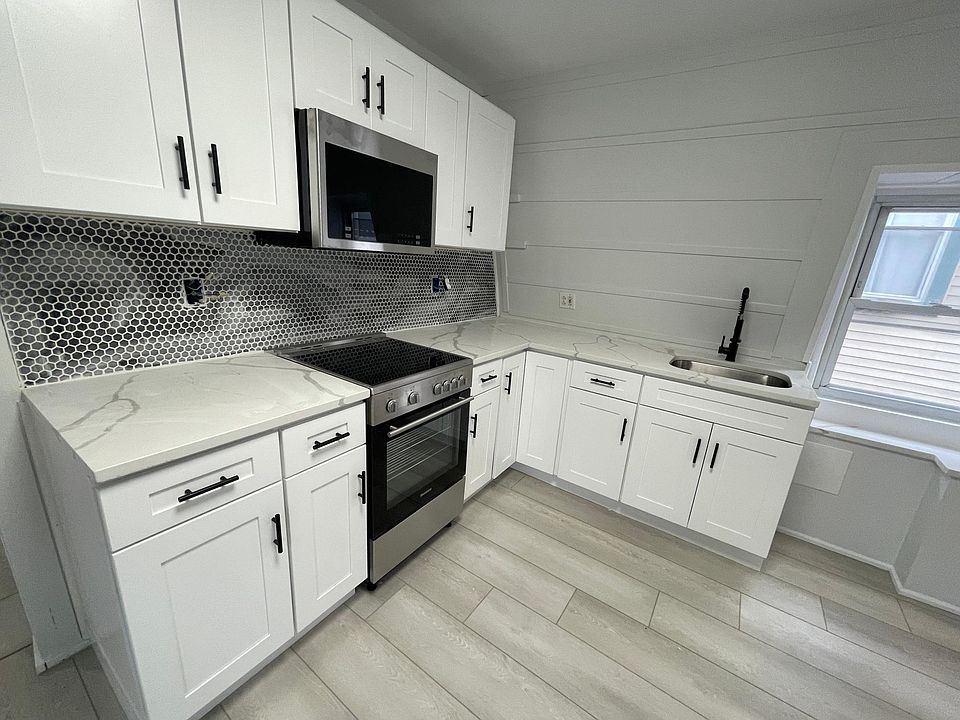 1st image of 82 Hollingsworth St APT 2