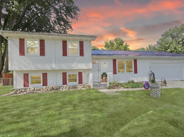 21539 Kern Rd, South Bend, IN 46614