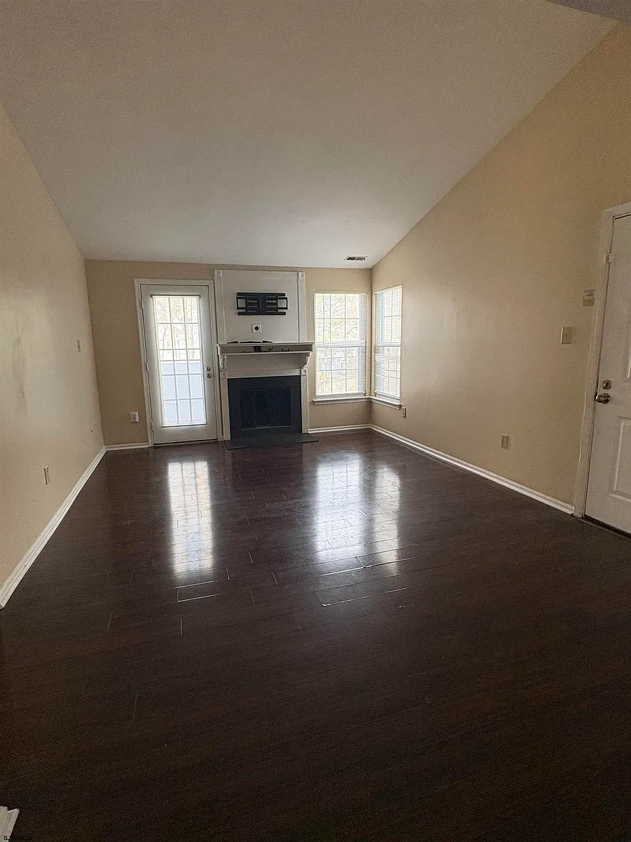 Building Photo - 36 Pheasant Meadow Dr