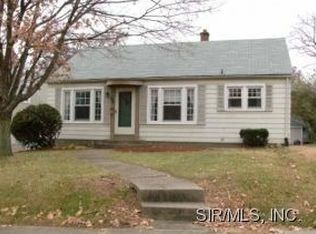 22 Halleck Ave, Edwardsville, IL 62025