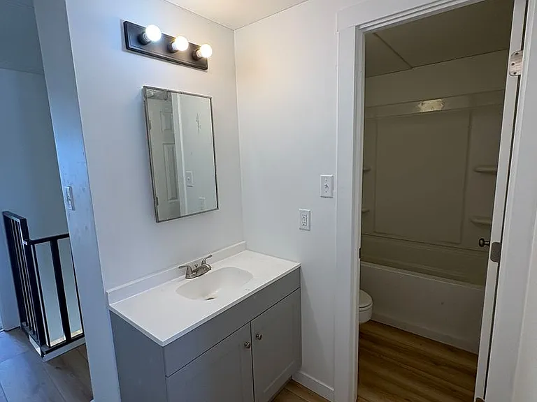 300 N 25th St — Photo 15