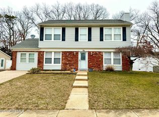 70 Village Dr, Barnegat, NJ 08005