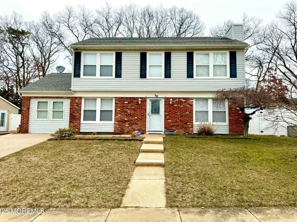 70 Village Dr, Barnegat, NJ 08005