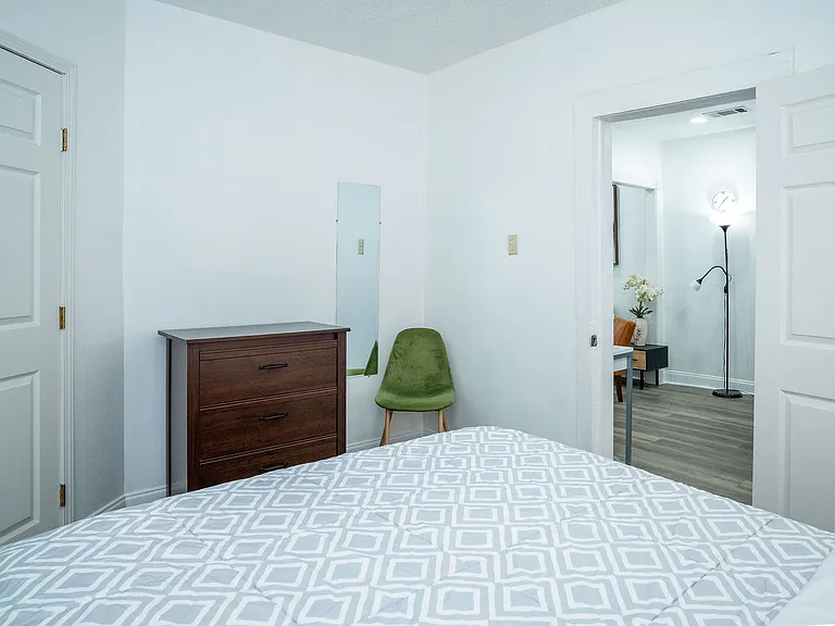 745 4th St #1B — Photo 29