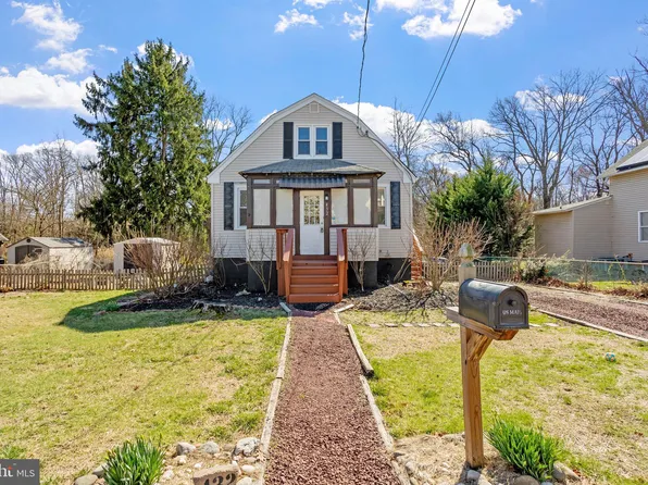 432 Rynning Ave, Maple Shade, NJ 08052