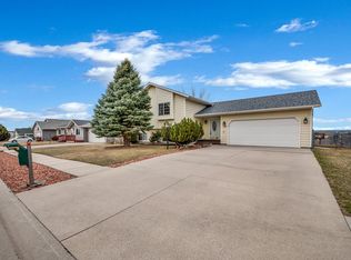 1113 Tinton Ln, Rapid City, SD 57703