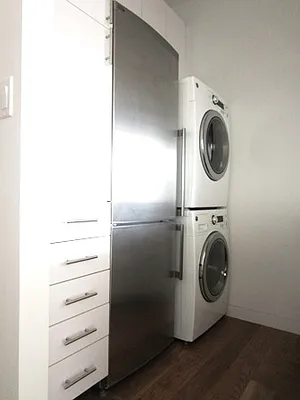 Rented by City Connections Realty | media 18