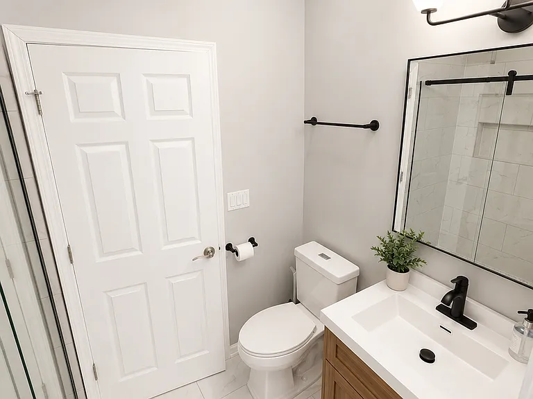 3323 W Washington Blvd — Photo 6