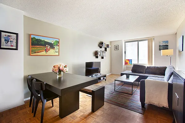 Rented by LG Fairmont Group | media 7