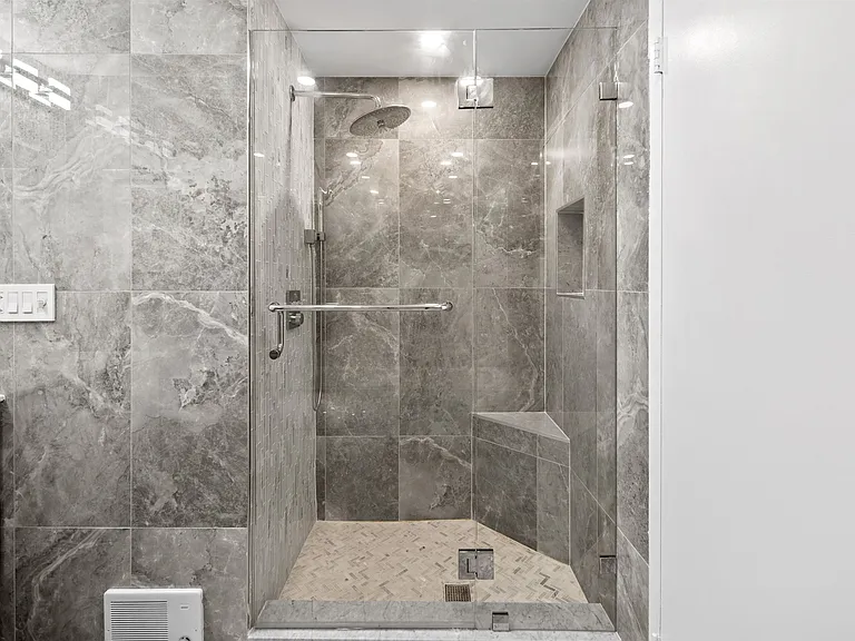 45 River Dr S #3205 — Photo 15