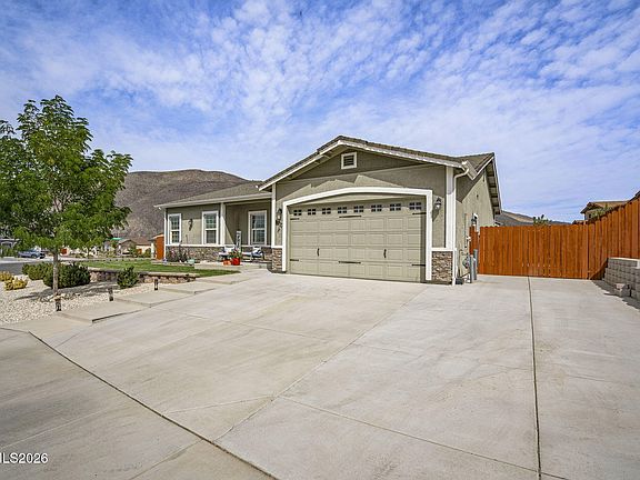 4th image of 18723 Jones Creek Ct