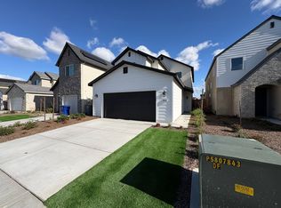 30520 Delancy Rd, Visalia, CA 93291