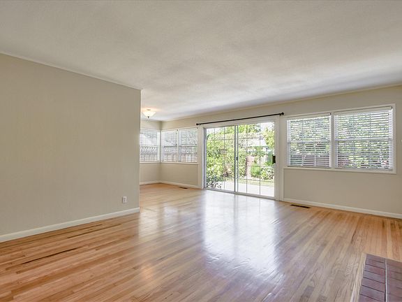 Living room with fire place
