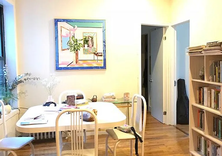 206 Scholes St #8 — Photo 5