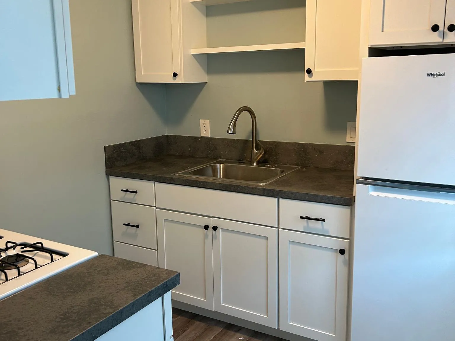 Studio, 230 sqft, $1,600 — Photo 3