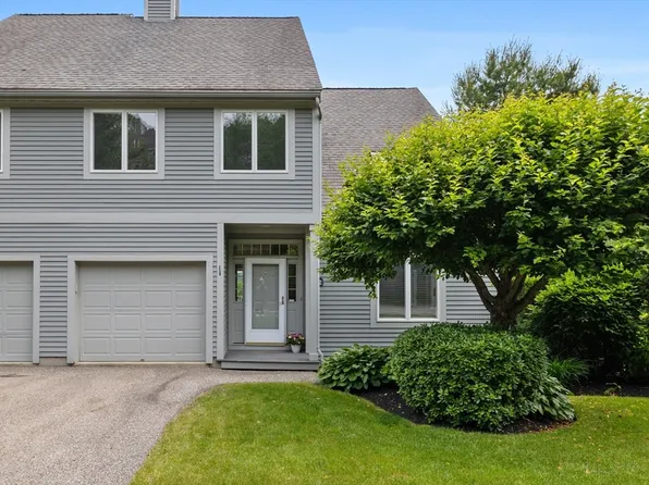 52 Landing Dr Unit 52, Methuen, MA 01844