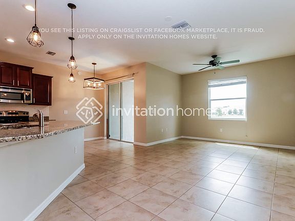 3rd image of 3742 Silverlake Way