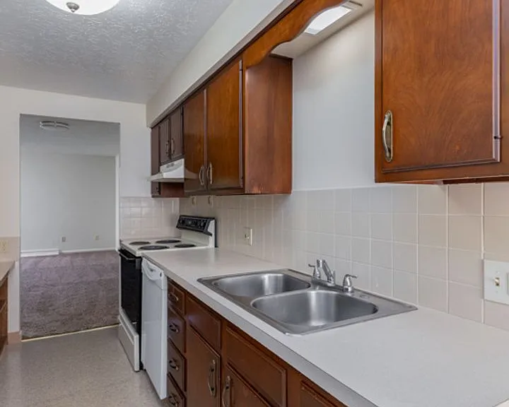 3706 Martindale Rd NE — Photo 8