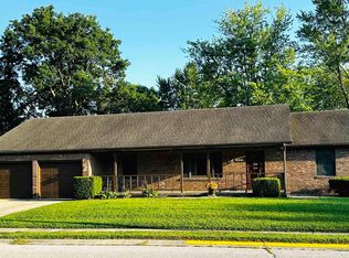 1521 Woodside Dr, Danville, IN 46122