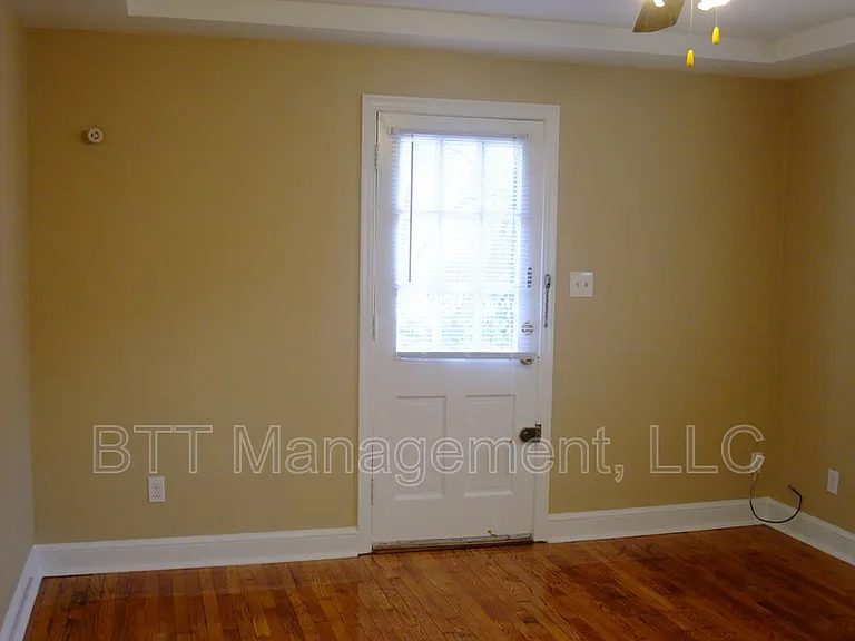 8401 Greenwood Ave #1 — Photo 14
