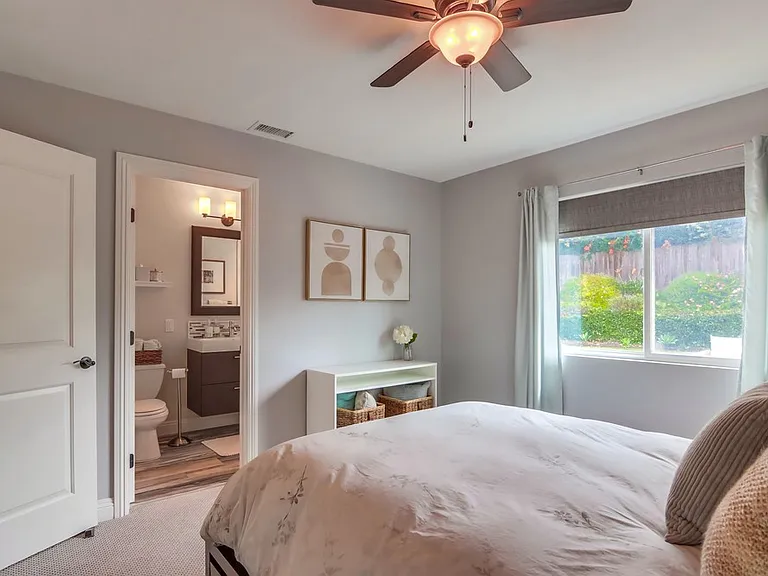 1705 Freda Ln — Photo 37