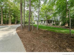 500 Highland Forest Dr, Charlotte, NC 28270