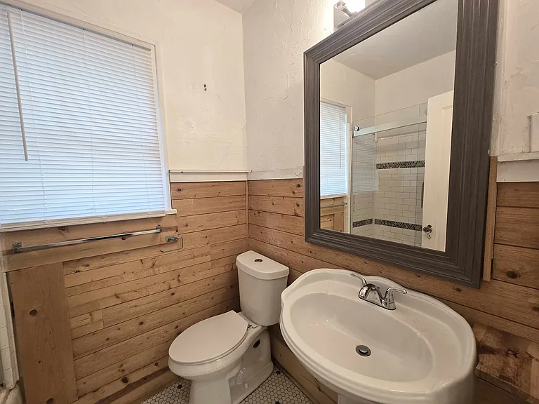 2203 N Barnes Ave — Photo 5