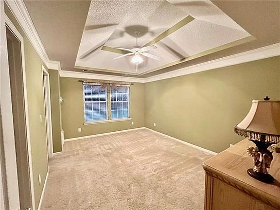 4th image of 1605 SE Dalton Dr