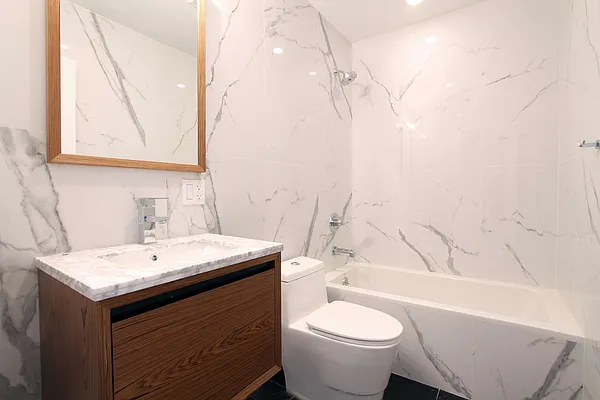 Rented by Compass | media 40