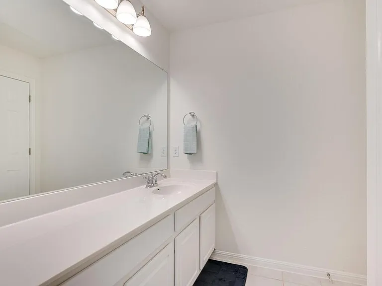 17312 Antioch Ave — Photo 27