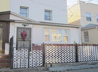10840 154th St, Jamaica, NY 11433