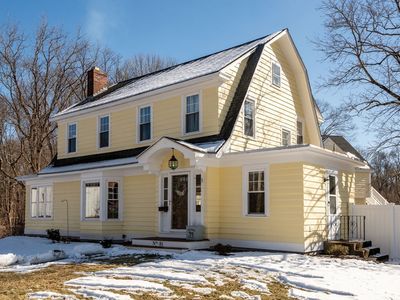 81 Towne St, North Attleboro, MA, 02760