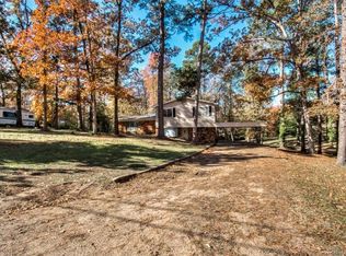 111 Lawrence Dr, Haughton, LA 71037