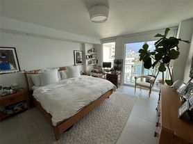 9821 E Bay Harbor Dr