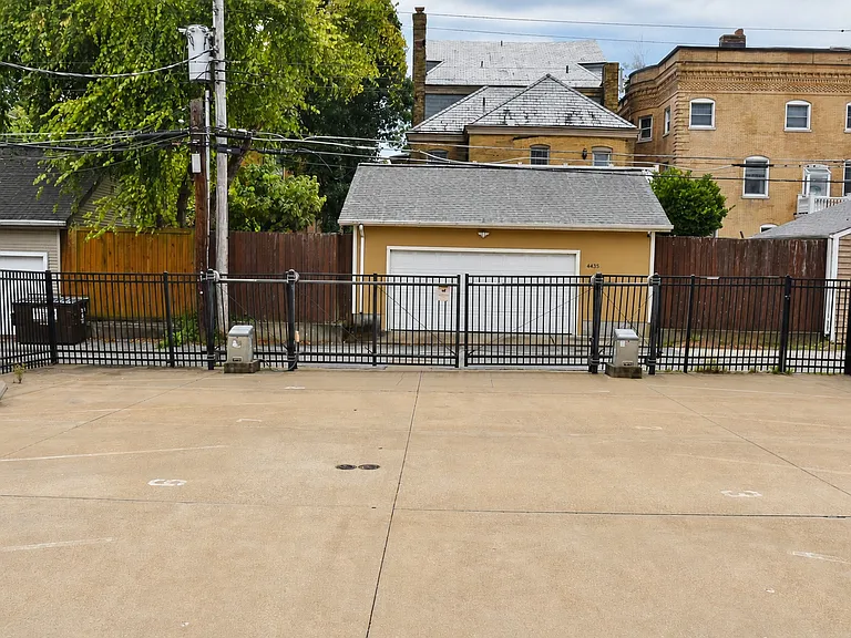 4432 Olive St #E — Photo 7