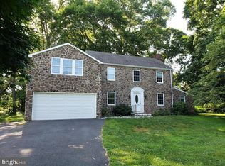 1704 Makefield Rd, Yardley, PA 19067
