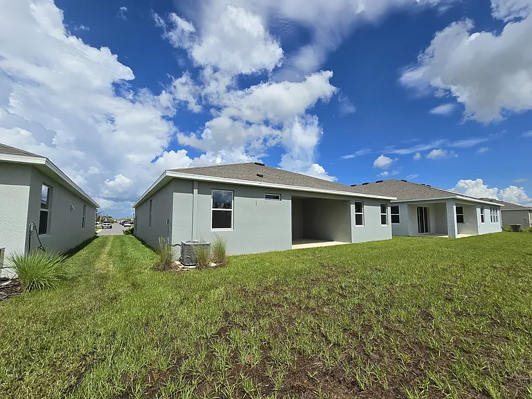 33965 Field Maple Loop — Photo 49