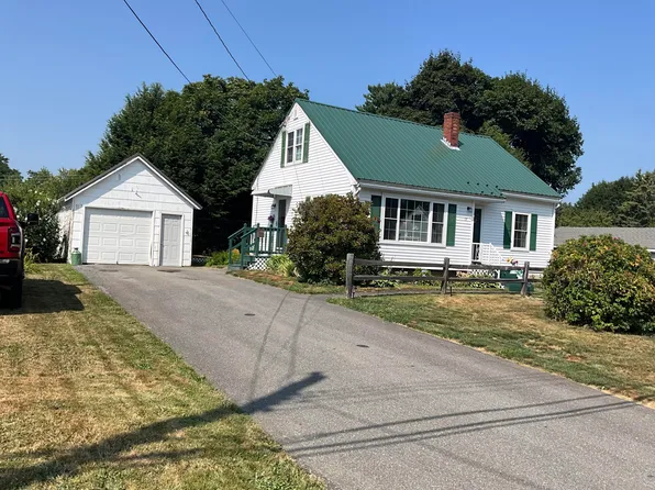 17 Broadlawn Drive, Brewer, ME 04412