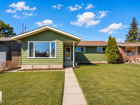 6908 19th Ave NW, Edmonton, AB T6K 2G9