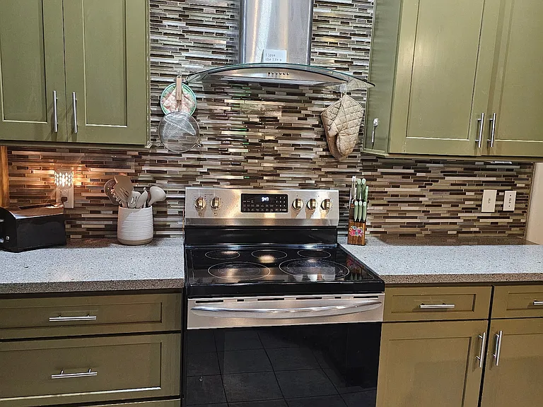 12410 Sullivan Rd — Photo 20