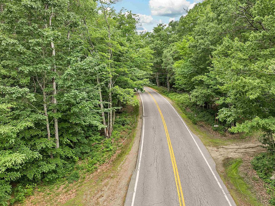 2nd image of 256 Mountain Road