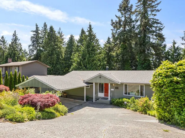 160 Harvard Dr, Pt Moody, BC V3H 1S8