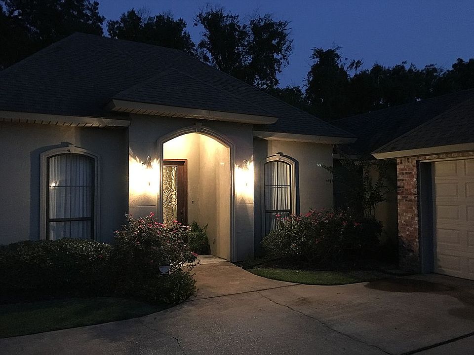 2nd image of 6317 Bayou Crossing Dr