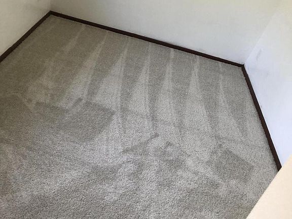 3rd image of 8877 N Swan ROAD #K
