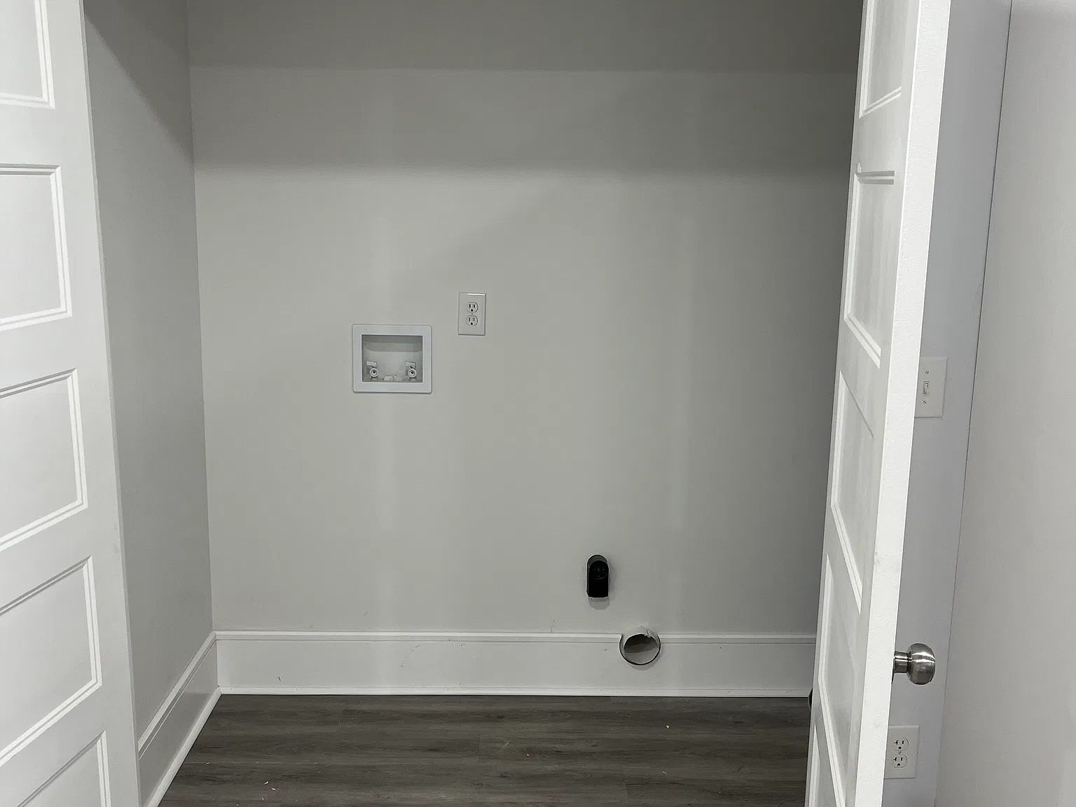 2 bed, 840 sqft, $1,850 — Photo 2