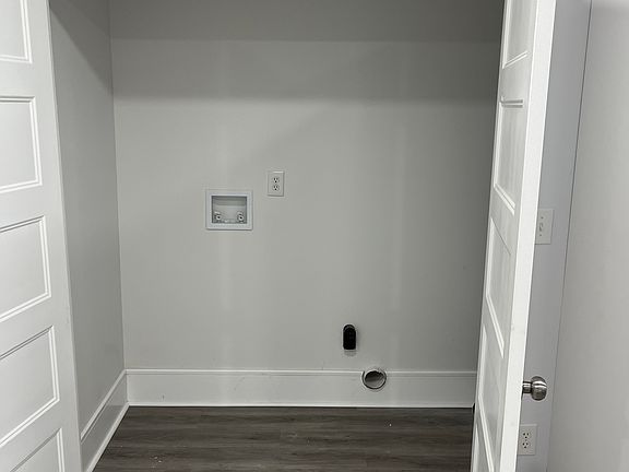 2nd image of 515 Benton St