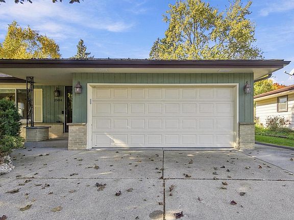 5th image of 2904 17th AVENUE