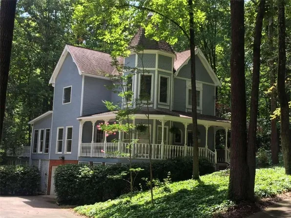 130 Legion Dr, Lindale, GA 30147